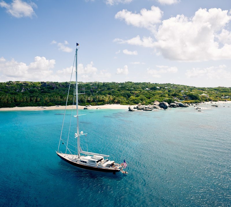 MARAE Yacht Charter Details, Alloy Yachts | CHARTERWORLD Luxury Superyachts